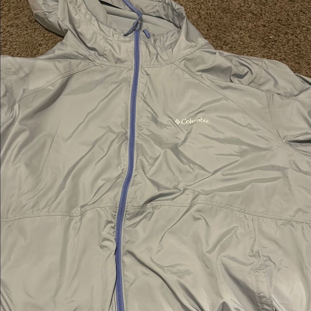 Columbia Light Gray Windbreaker Jacket